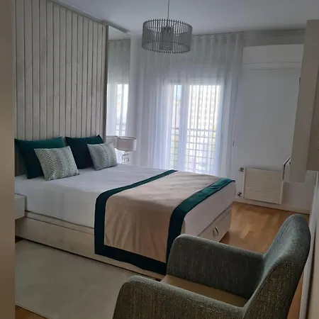 Lisboa Luxury Homestay *